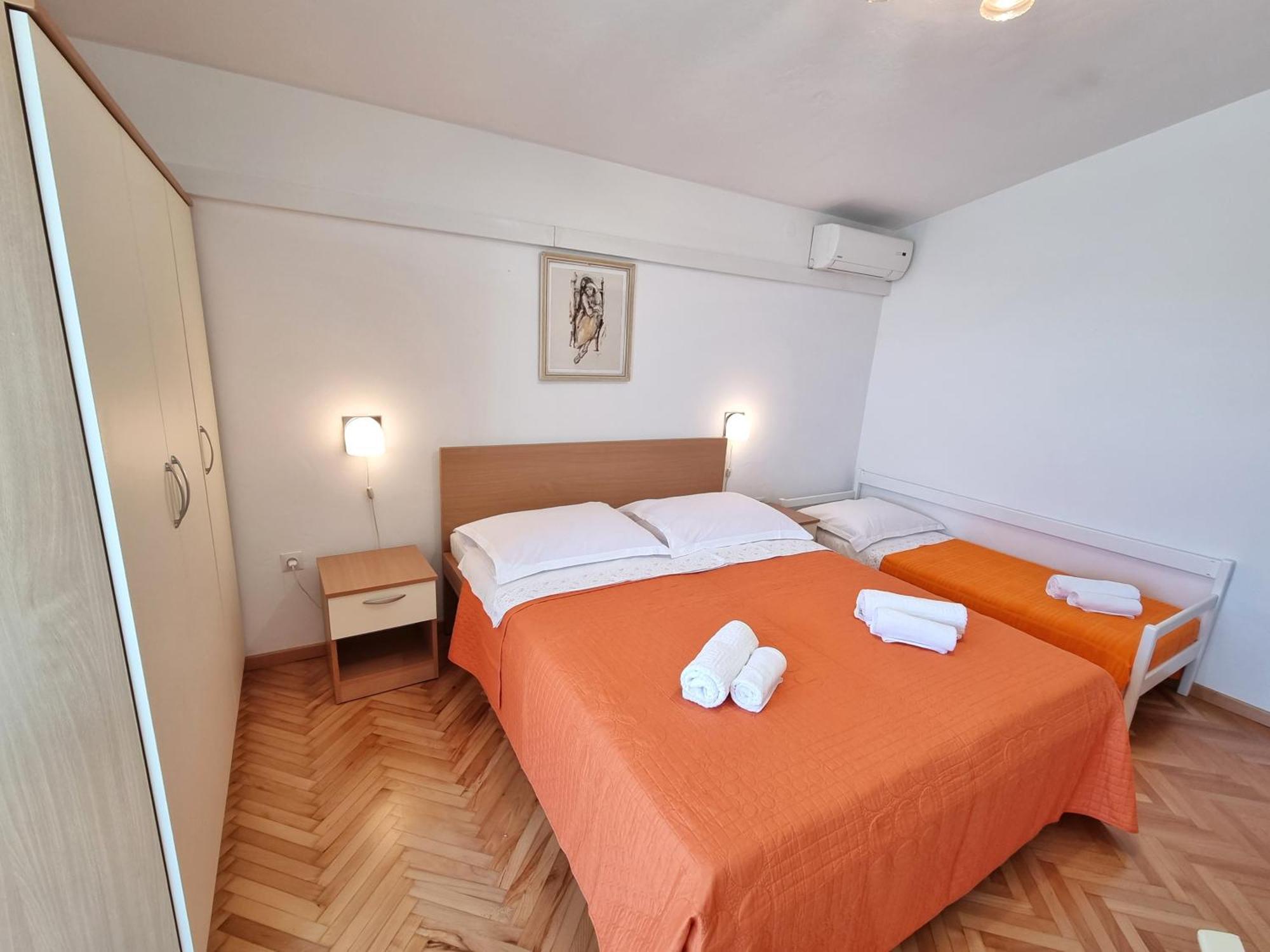 Apartmani Dalija Tučepi Exteriör bild