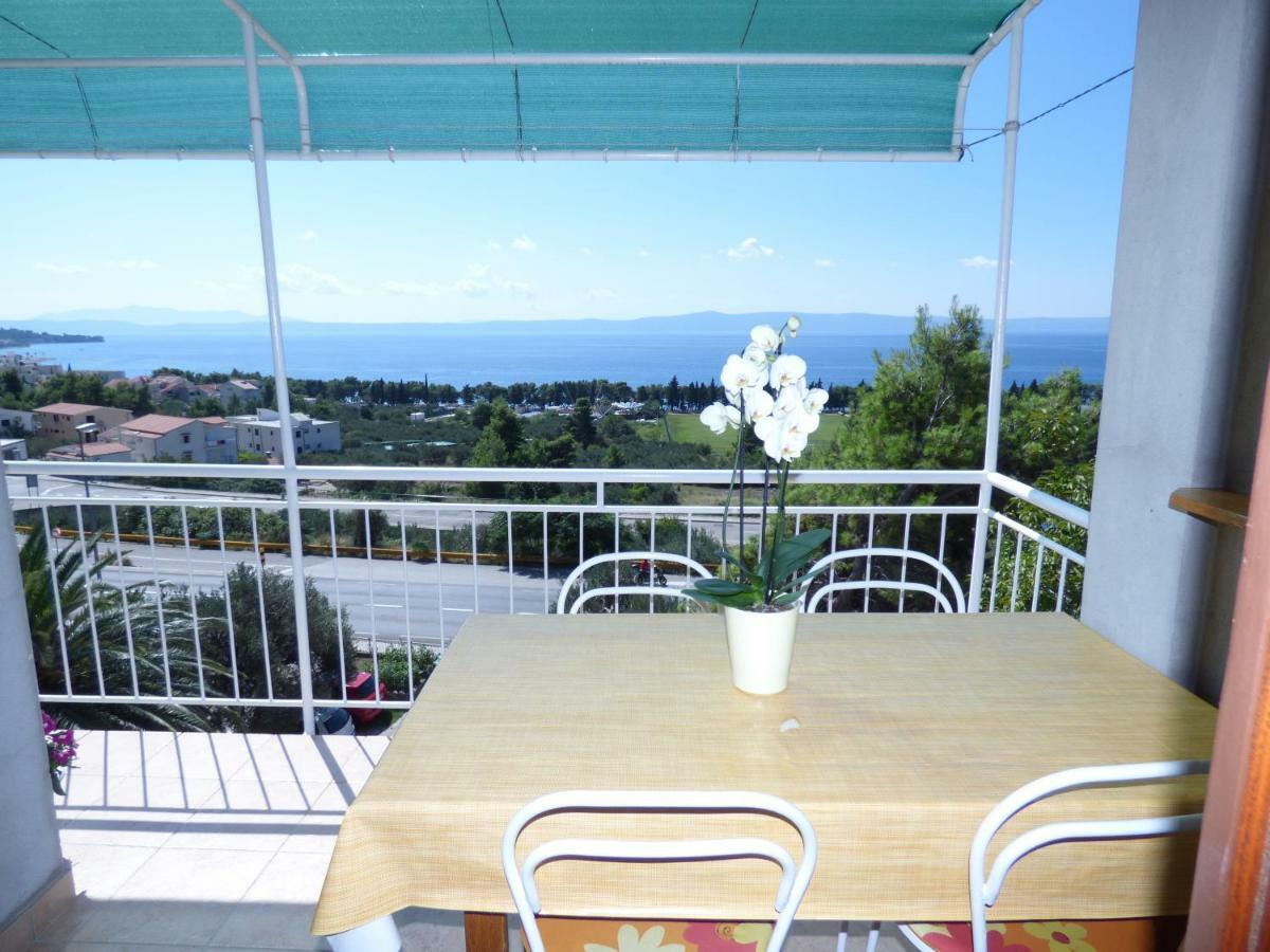 Apartmani Dalija Tučepi Exteriör bild